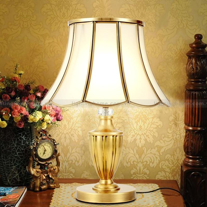 ĐÈN BÀN DBCD-5004 Đèn bàn trang trí Lighting Home