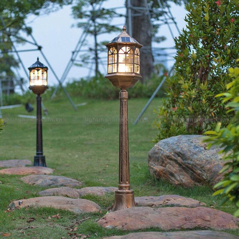 Phú Thịnh Hưng Đèn Trụ Sân Vườn Năng Lượng Mặt Trời TD-63